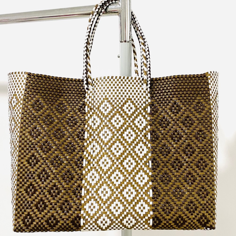Market Beach Tote Bag